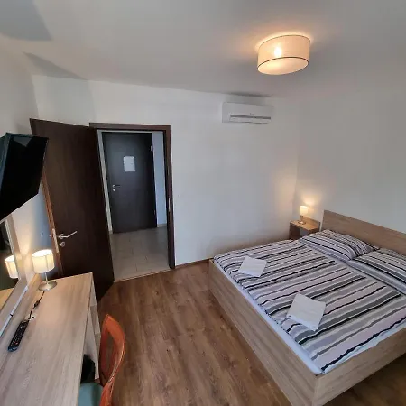Adam Apartmanhaz 3*