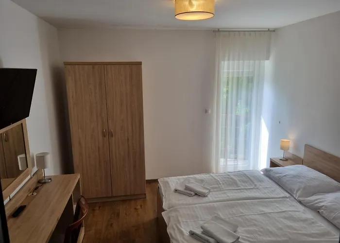 Adam Apartmanhaz Gasthof