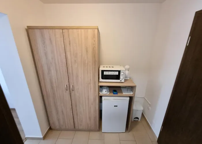 Adam Apartmanhaz Siófok